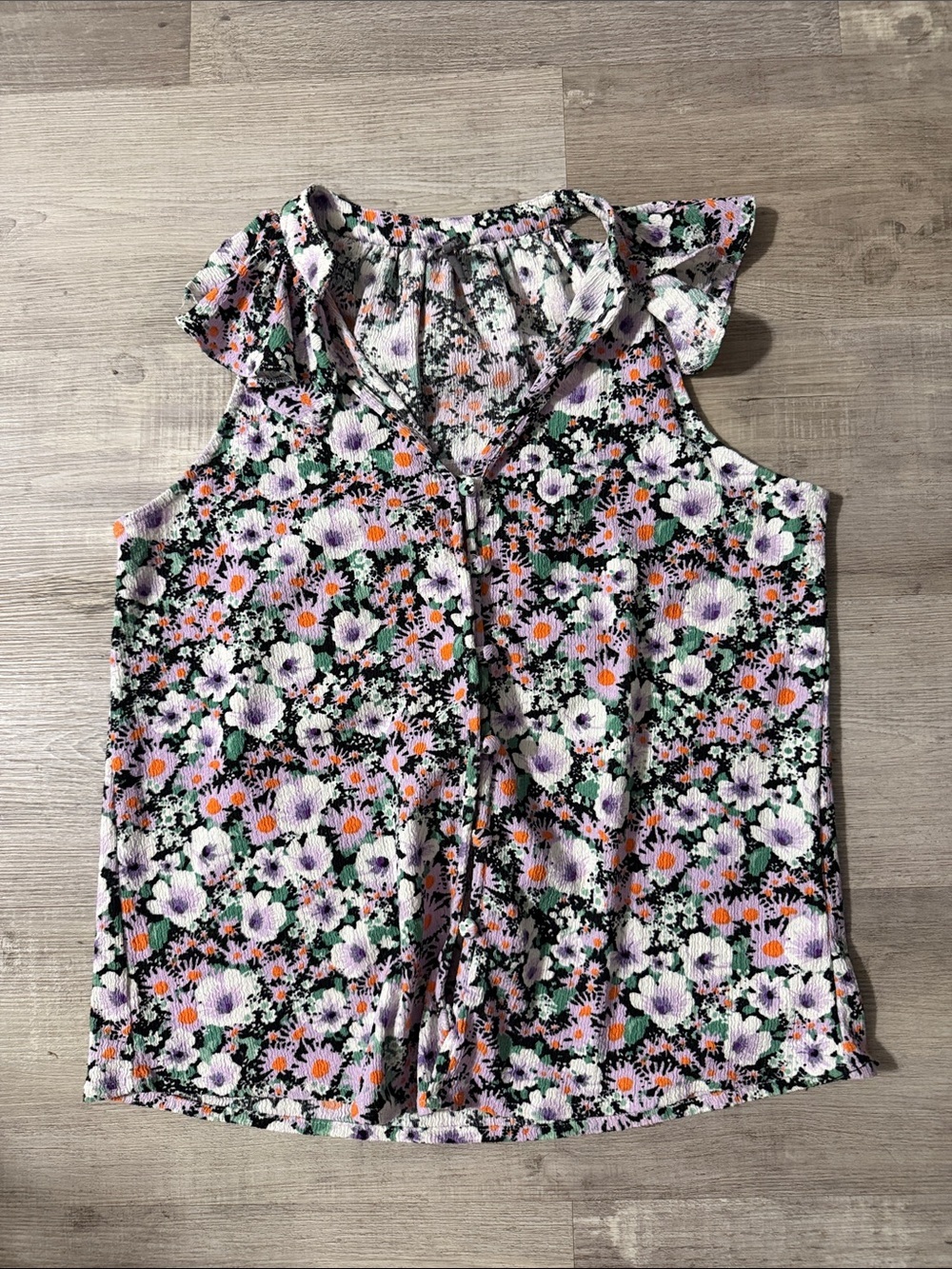 Women’s Anthropologie tank top 💜🖤